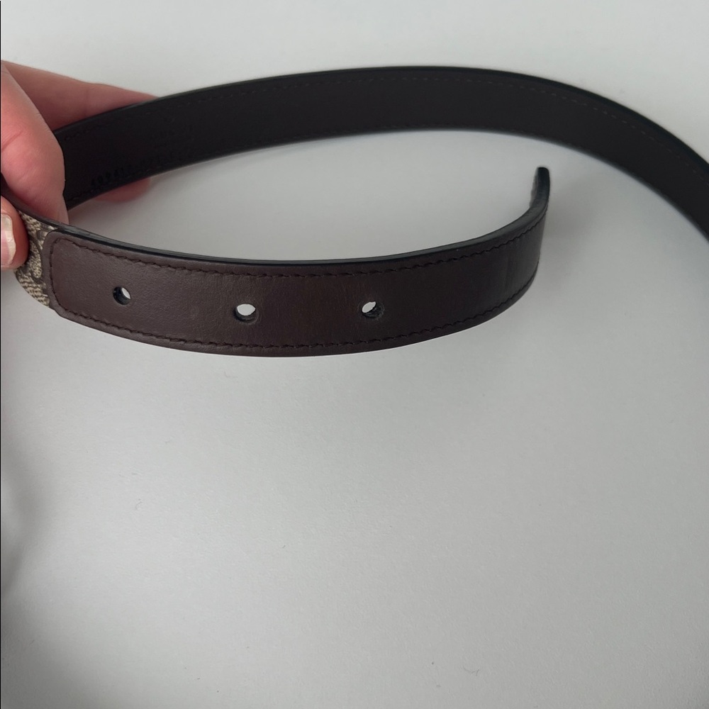 Small Gucci belt, only worn a handful of times! - Picture 8 of 8